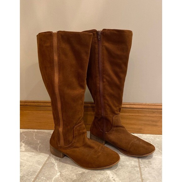 Time & Tru Boots Women Calf High Faux Suede Size 8 WIDE Block Heel Brown Bootie - Picture 2 of 12